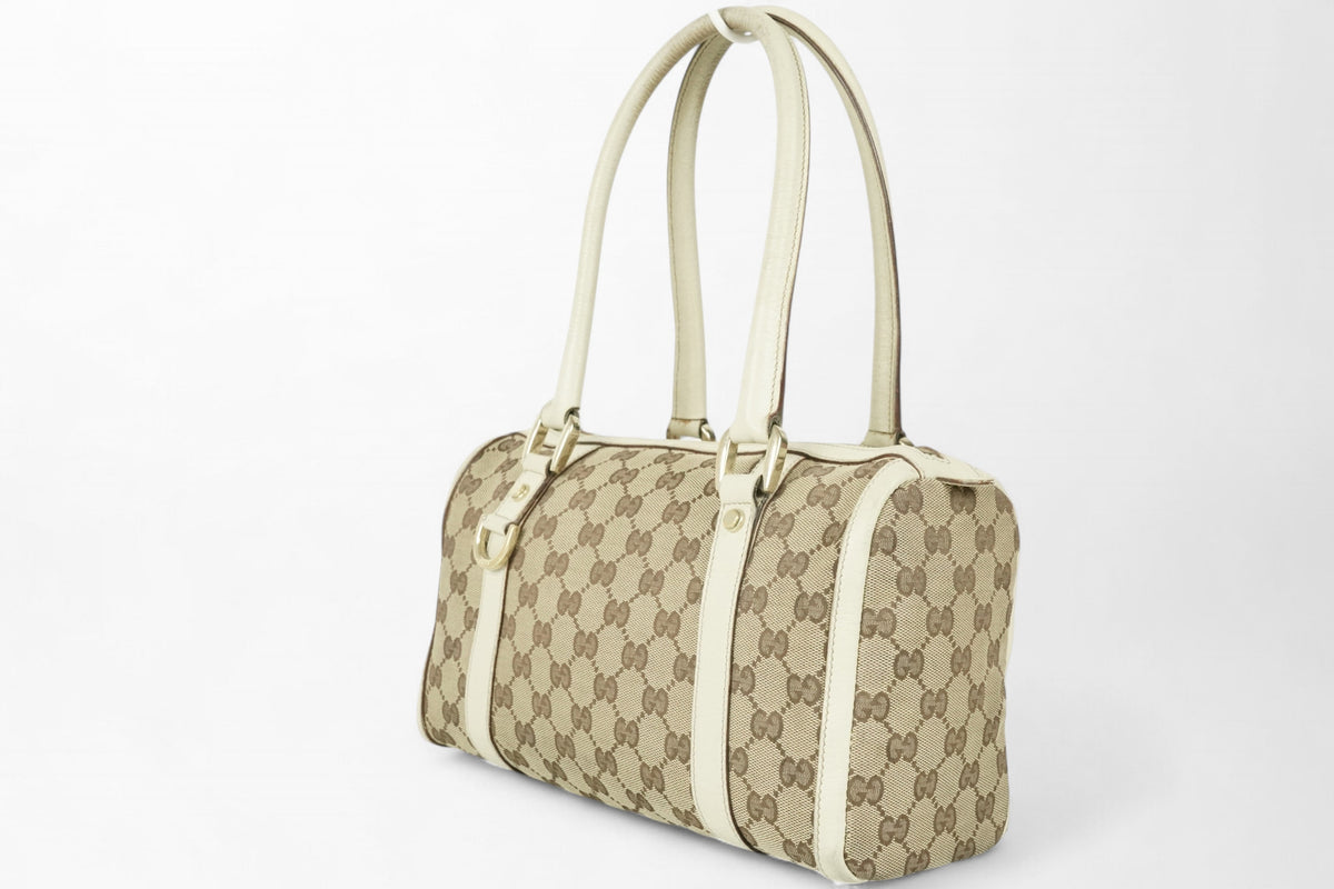 Bolsa Boston Gucci Abbey com argola em D